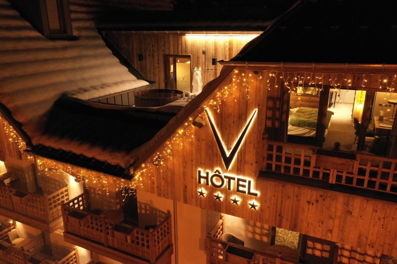 Le V De Hotel